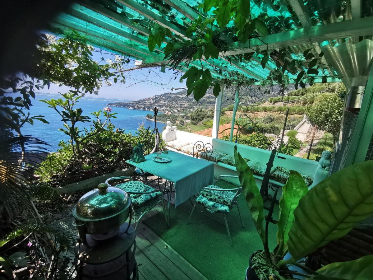 Romantic Casa Lorenzina Affittacamere Ventimiglia Exterior foto